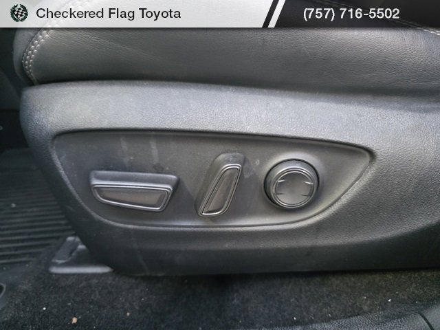 Used 2024 Toyota RAV4 XLE Premium image 20