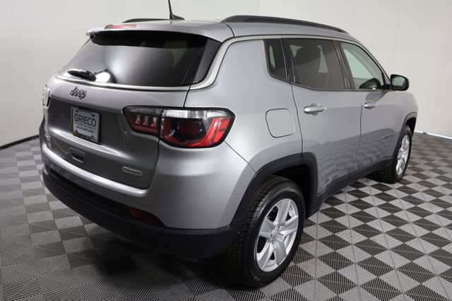Used 2022 Jeep Compass Latitude w/ Convenience Group AWD/4WD image 8