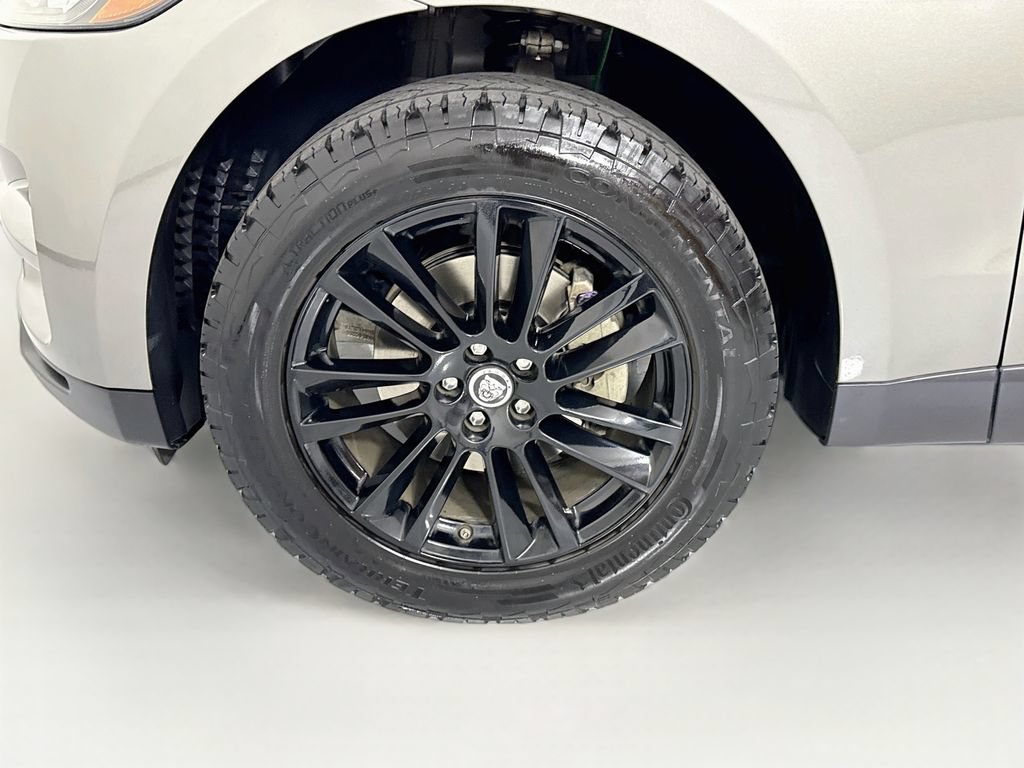 Used 2020 Jaguar F-PACE Prestige AWD/4WD image 30
