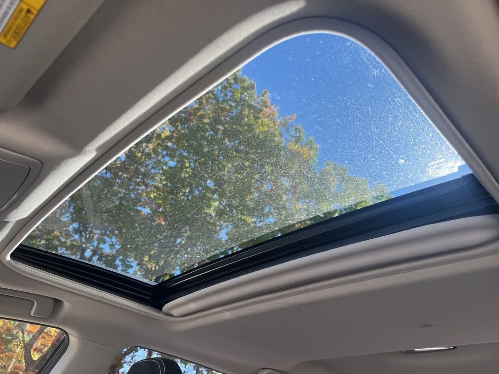 Used 2018 Toyota RAV4 XLE image 27