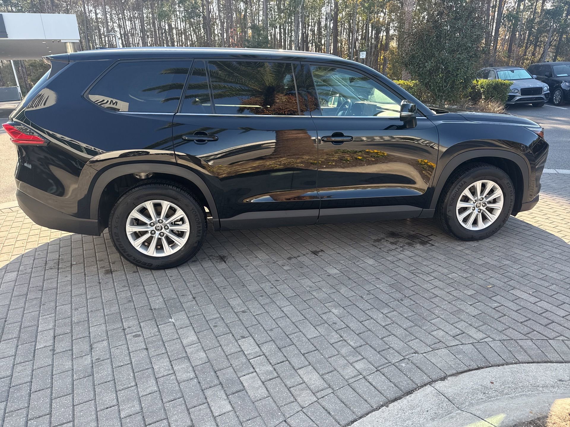 Used 2024 Toyota Grand Highlander XLE image 5