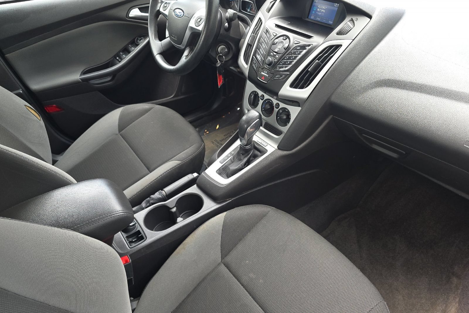 Used 2014 Ford Focus SE FWD image 15