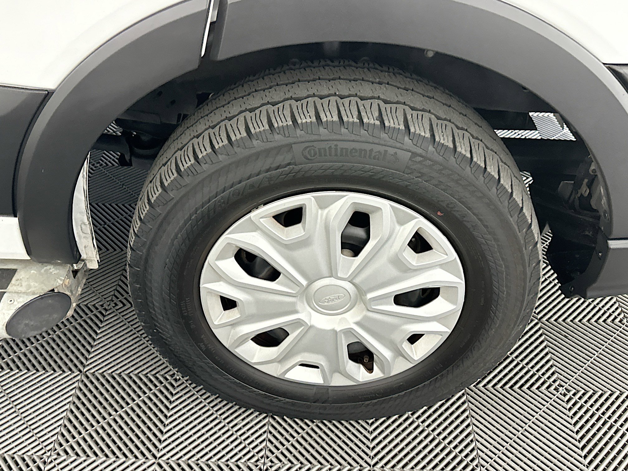 Used 2024 Ford Transit 250 Base w/ Exterior Upgrade Package image 11