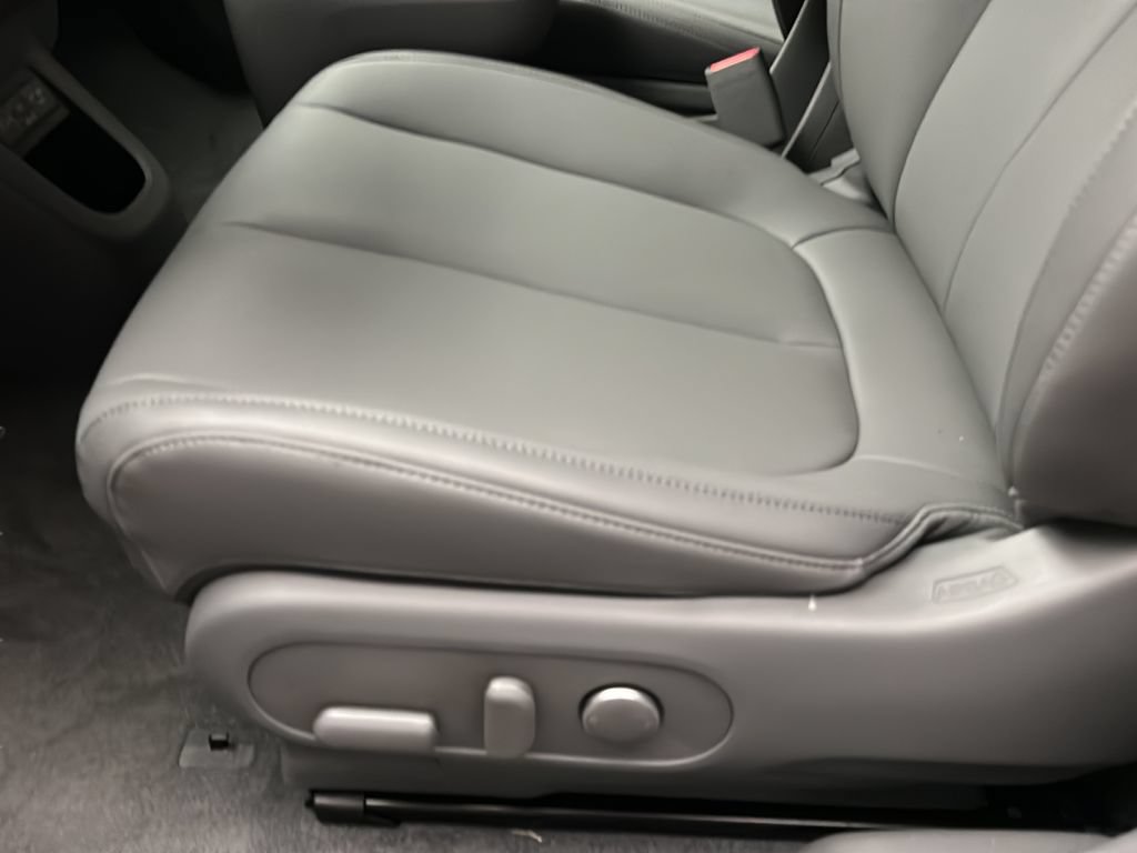 New 2026 Hyundai Ioniq 5 SEL AWD/4WD image 11