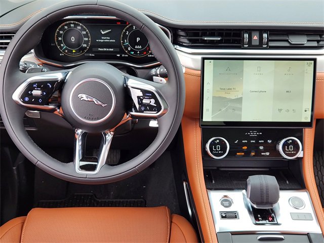 Used 2026 Jaguar F-PACE R-Dynamic S image 25