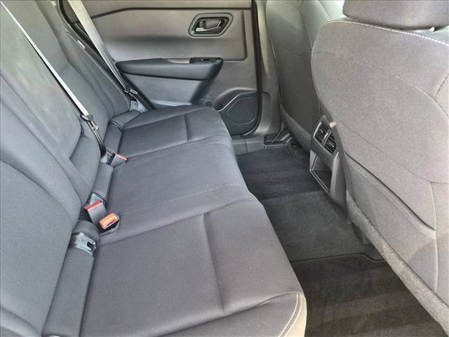 Used 2025 Nissan Rogue S FWD image 20