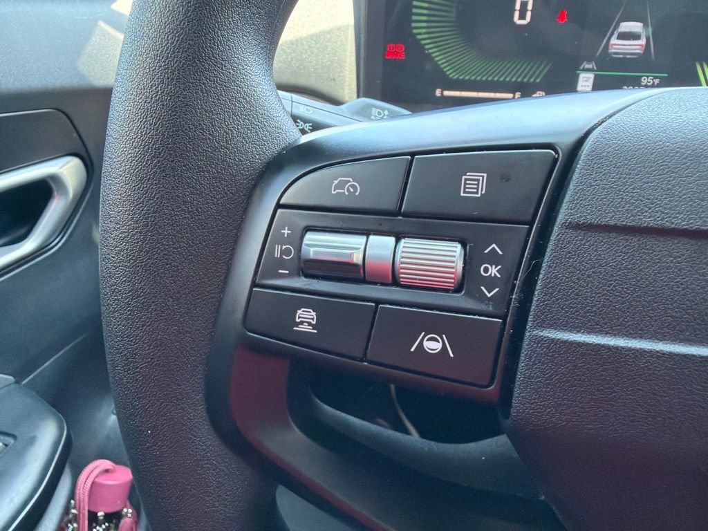 Used 2025 Kia K4 FWD image 5
