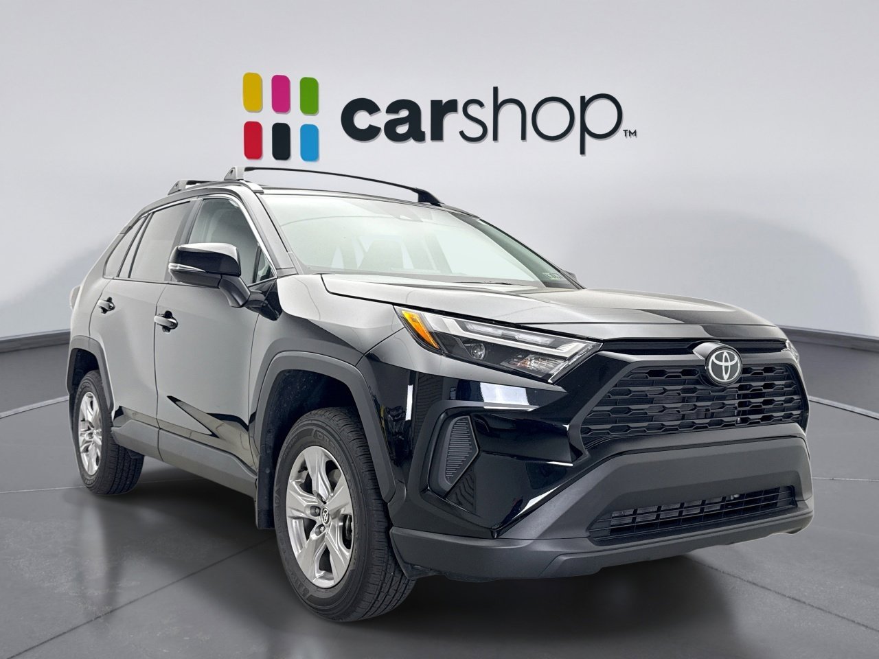 Used 2025 Toyota RAV4 XLE AWD/4WD image 7