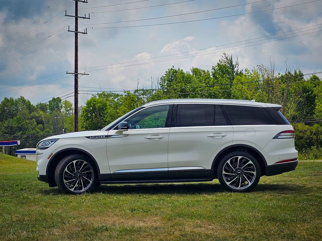 Used 2023 Lincoln Aviator Reserve w/ Equipment Group 201A AWD/4WD image 6