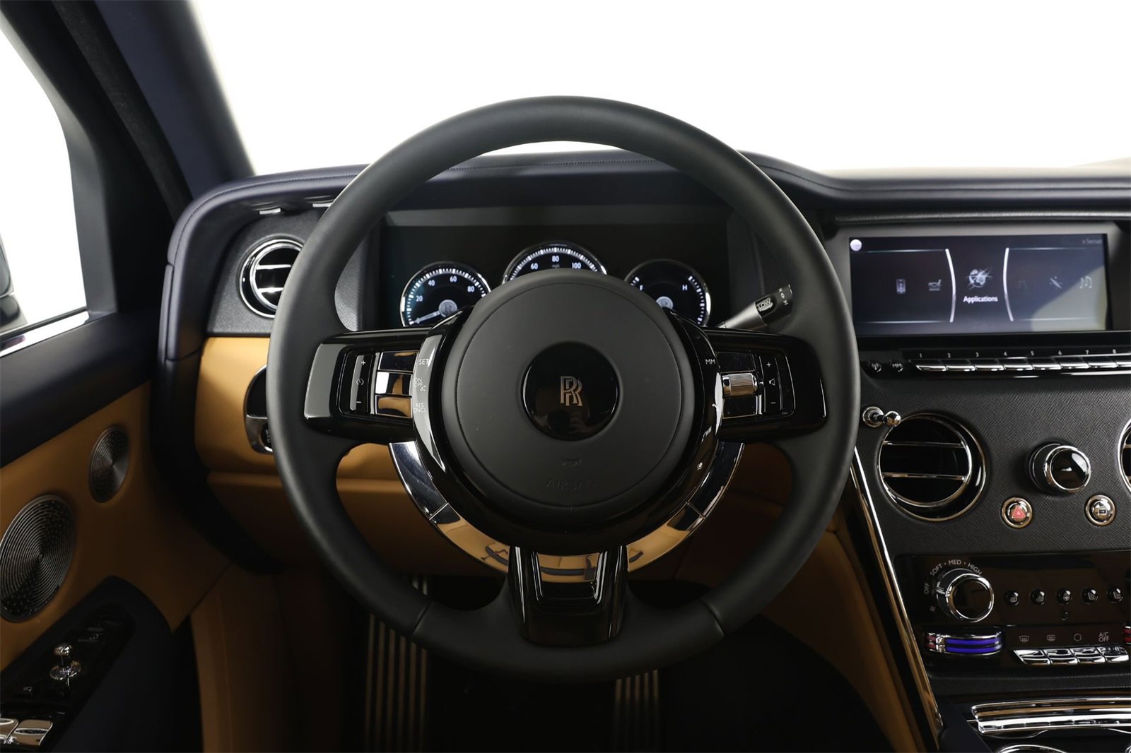 Certified 2024 Rolls-Royce Cullinan image 12