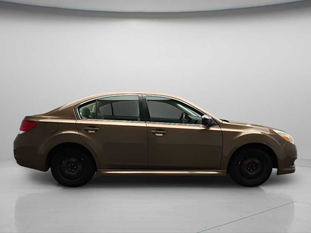 Used 2011 Subaru Legacy 2.5i AWD/4WD image 7