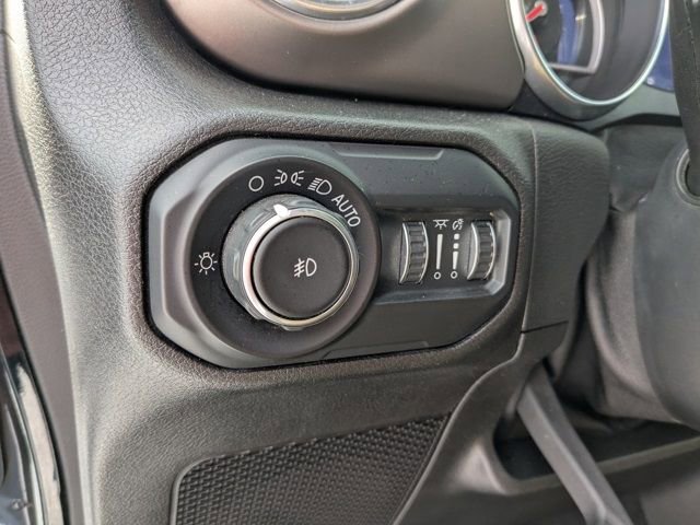 Used 2019 Jeep Wrangler Unlimited Rubicon w/ Uconnect 4C Nav & Sound Group image 21