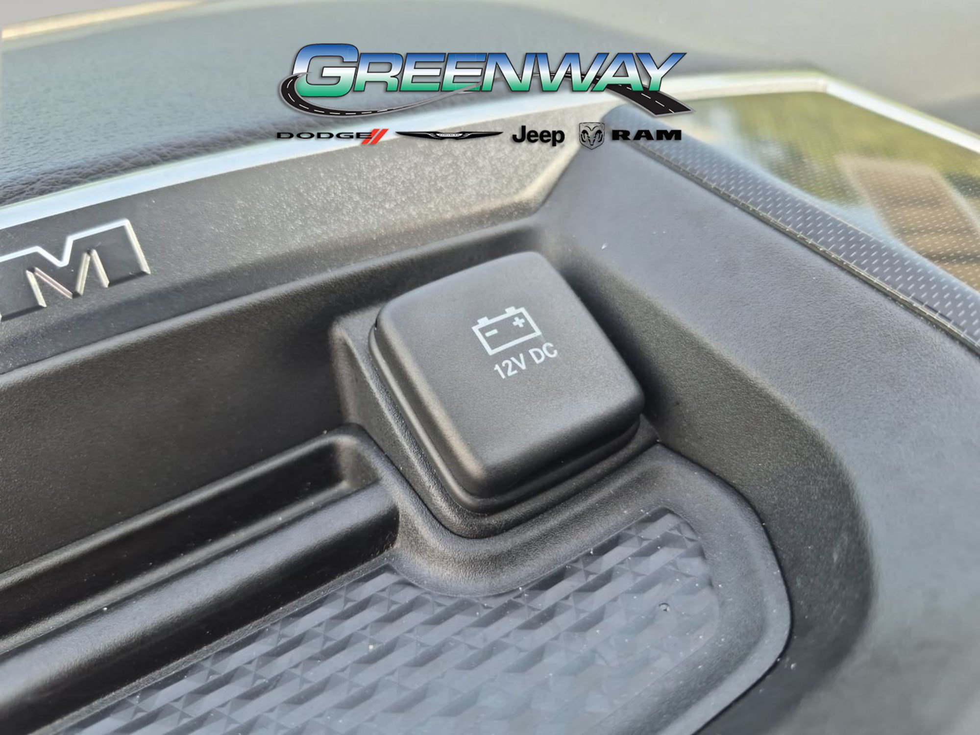 Used 2022 RAM 1500 Laramie w/ Sport Appearance Package AWD/4WD image 19