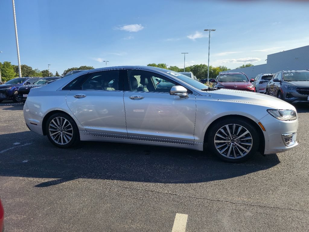 Used 2018 Lincoln MKZ Select w/ Select Plus Package AWD/4WD image 7