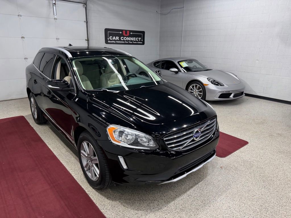 Used 2016 Volvo XC60 T6 w/ Proximity Package AWD/4WD image 6