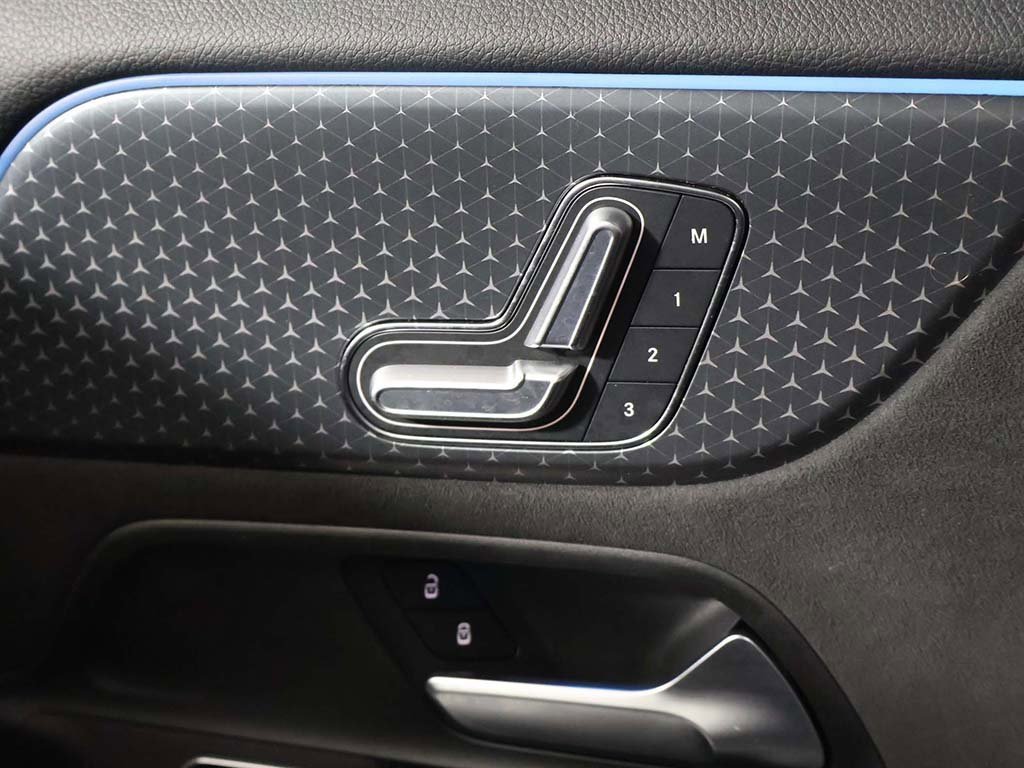 Used 2024 Mercedes-Benz GLA 250 4MATIC image 28