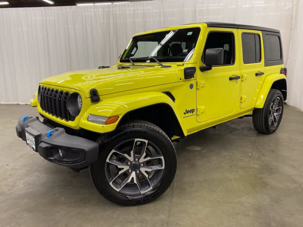Used 2024 Jeep Wrangler Unlimited AWD/4WD image 1