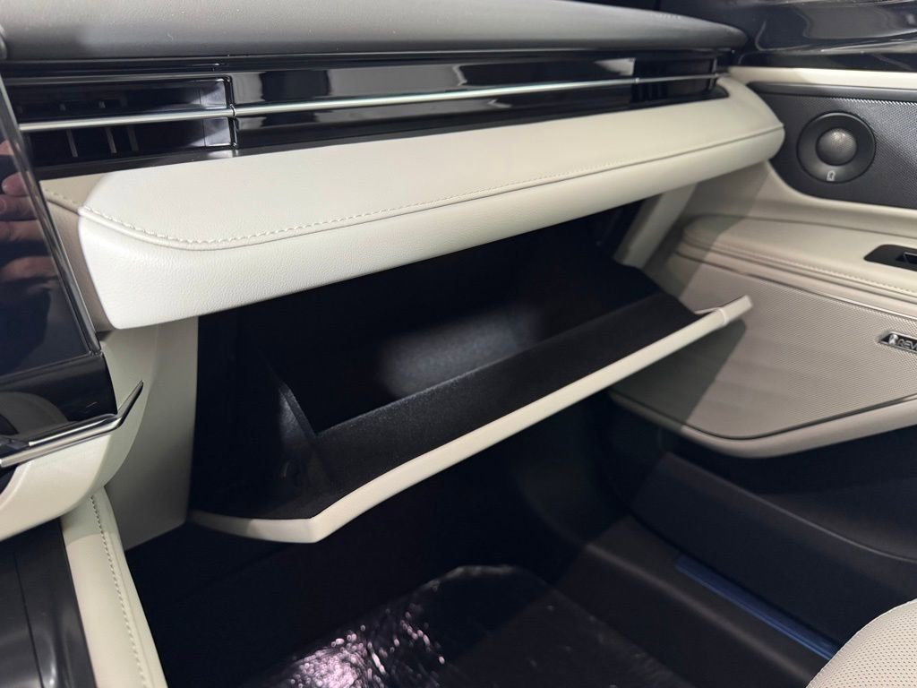 New 2026 Lincoln Nautilus Premier w/ Equipment Group 102A AWD/4WD image 47