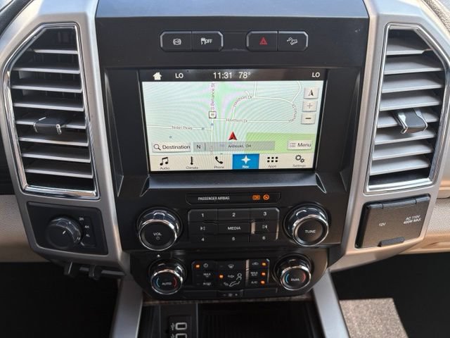 Used 2017 Ford F350 Lariat w/ FX4 Off-Road Package AWD/4WD image 31