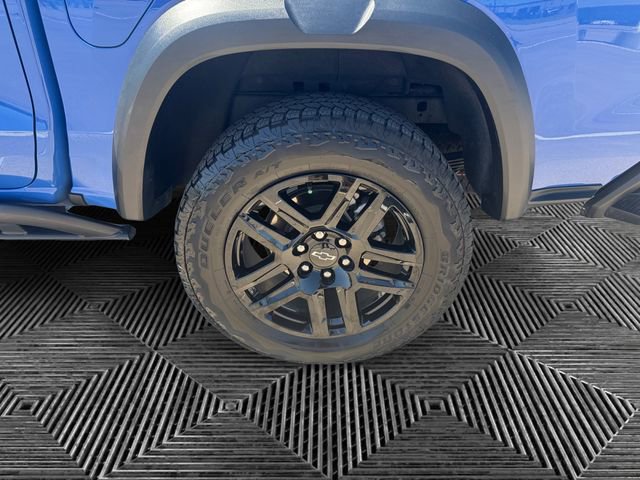 Used 2025 Chevrolet Colorado Trail Boss image 14