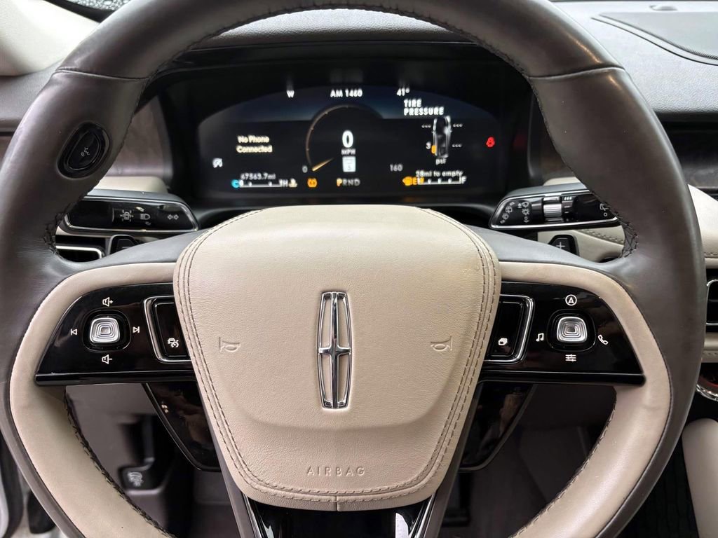 Used 2020 Lincoln Aviator Reserve w/ Equipment Group 201A image 17