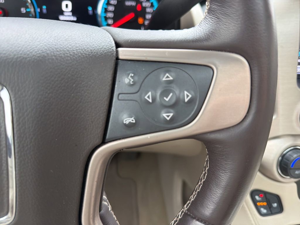 Used 2017 GMC Yukon Denali w/ Open Road Package AWD/4WD image 26