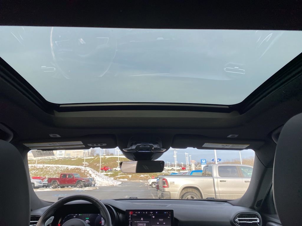 Used 2024 Dodge Hornet R/T Plus w/ Tech Pack Plus w/o Parking image 22