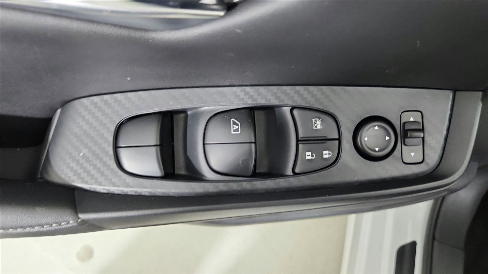 New 2025 Nissan Sentra SV w/ All-Weather Package image 17