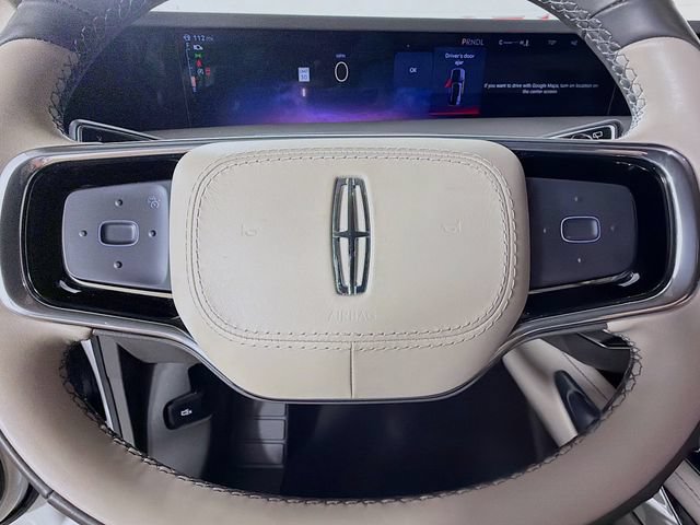 Certified 2024 Lincoln Nautilus Premier AWD/4WD image 13