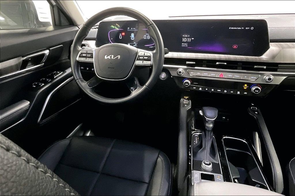 Used 2024 Kia Telluride EX image 7