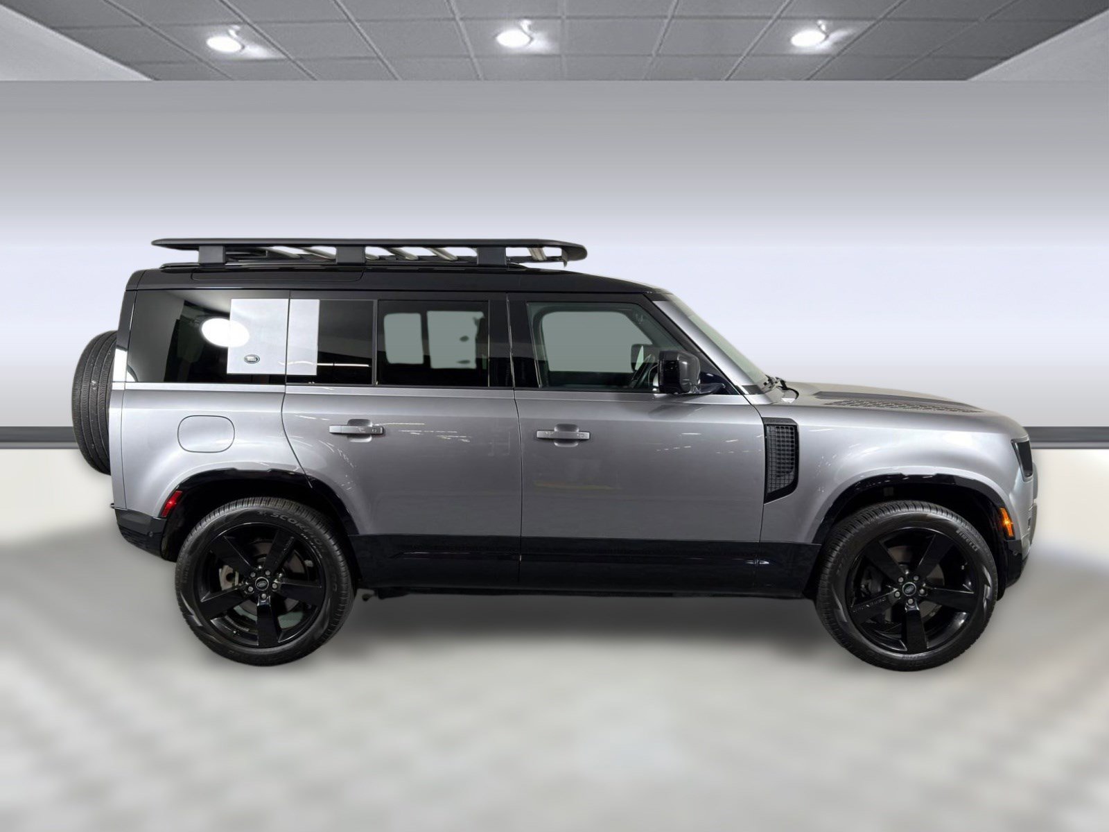 Certified 2023 Land Rover Defender 110 X-Dynamic SE image 8