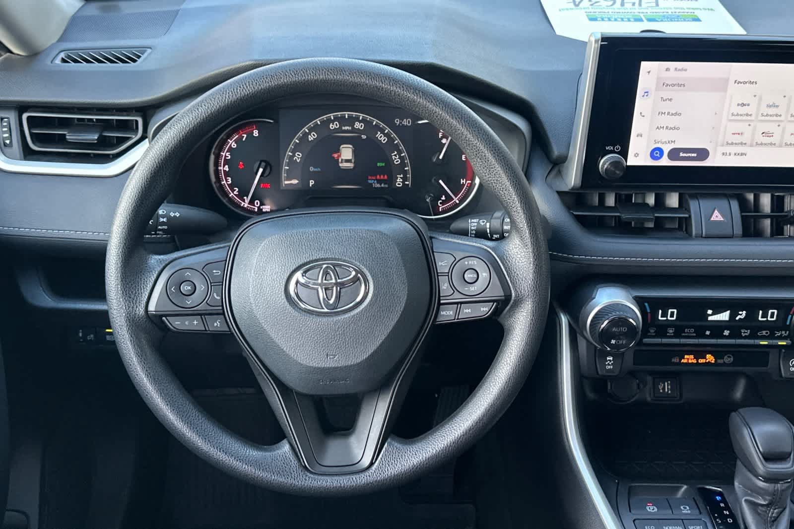 Used 2024 Toyota RAV4 XLE AWD/4WD image 16