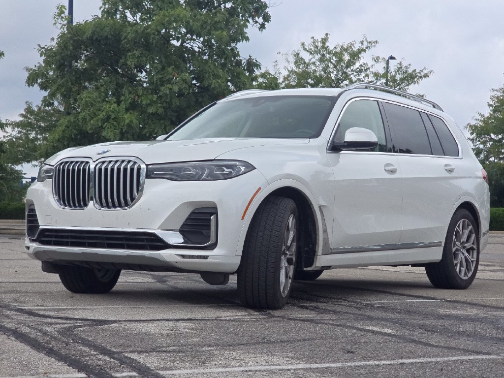 Used 2021 BMW X7 xDrive40i w/ Luxury Seating Package AWD/4WD image 13