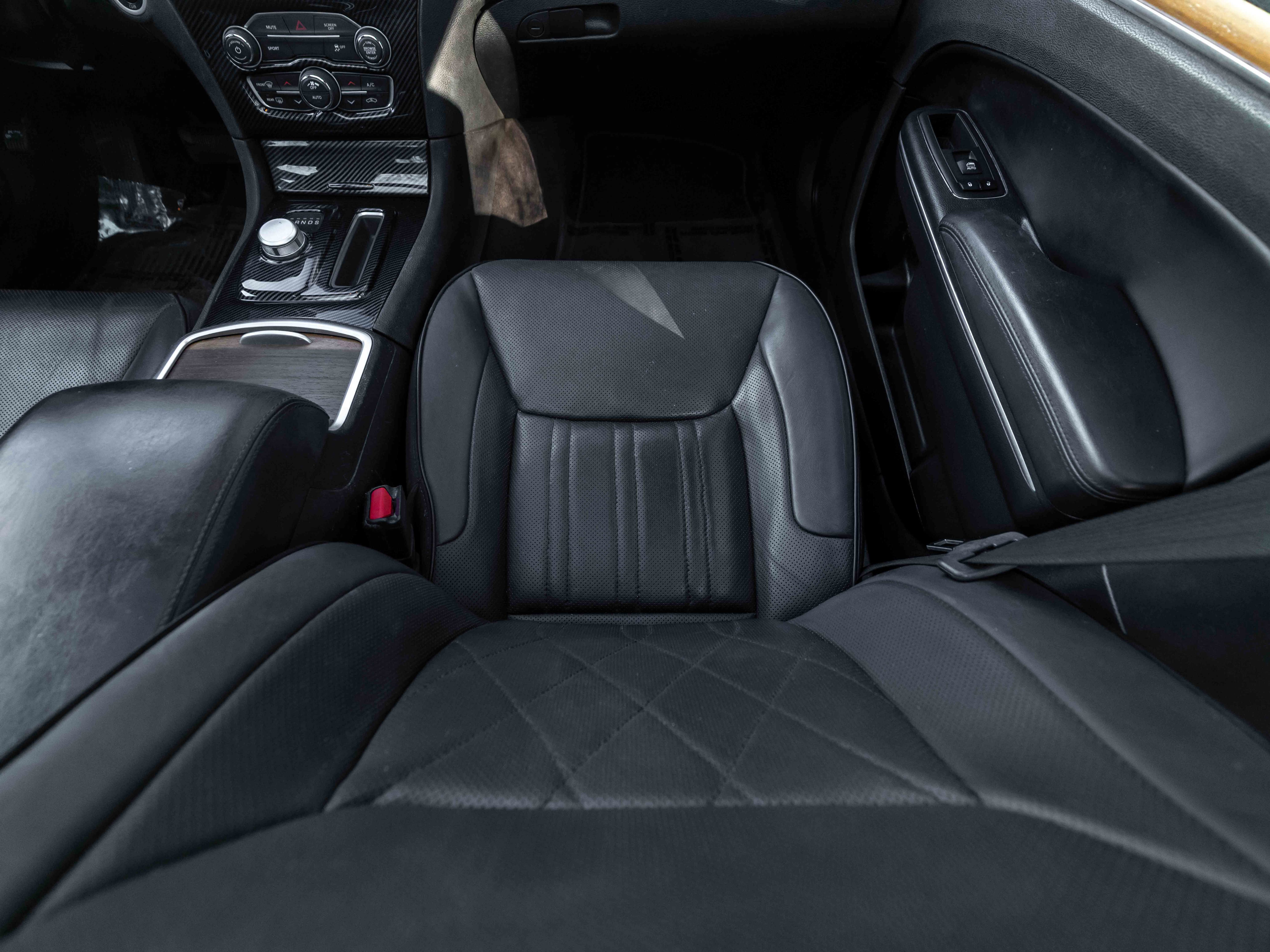 Used 2018 Chrysler 300 C w/ Sun, Sound & Nav Package image 63