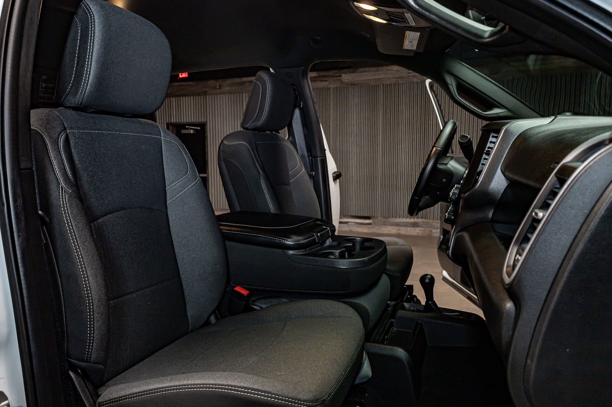 Used 2024 RAM 3500 Tradesman w/ Chrome Appearance Group image 28