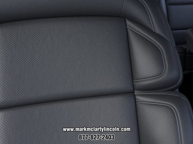 New 2026 Lincoln Navigator Reserve w/ Jet Appearance Package AWD/4WD image 16
