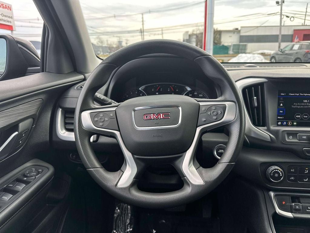 Used 2024 GMC Terrain SLE image 14