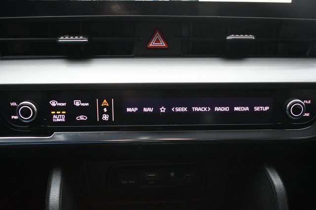 Used 2023 Kia Sportage EX image 26