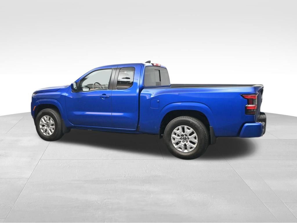 Used 2024 Nissan Frontier SV w/ SV Convenience Package image 3