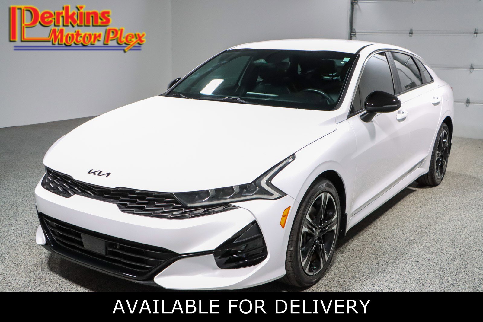 Used 2023 Kia K5 GT-Line w/ GT-Line Premium Package image 1