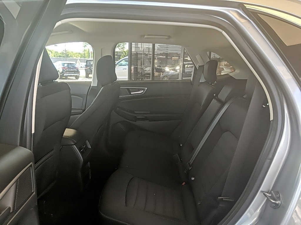 Certified 2023 Ford Edge SEL image 10
