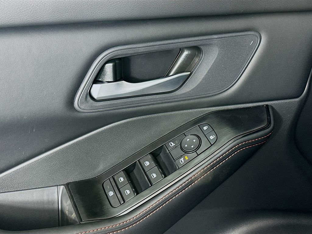 New 2026 Nissan Rogue SV image 23