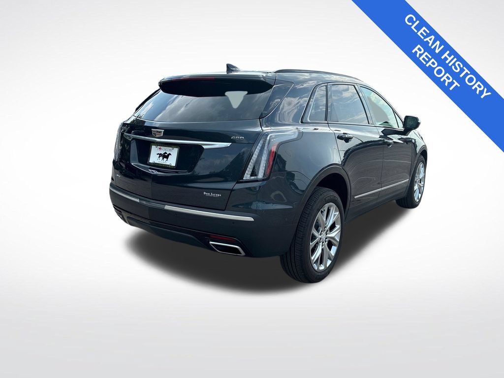 Used 2021 Cadillac XT5 Sportv AWD/4WD image 3
