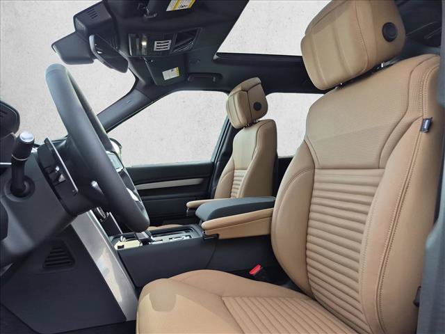 New 2026 Land Rover Discovery Limited Edition AWD/4WD image 19