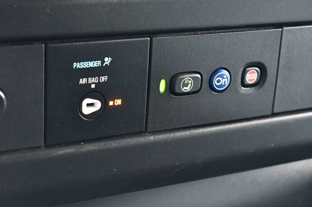 Used 2022 Chevrolet Express 3500 LS image 34