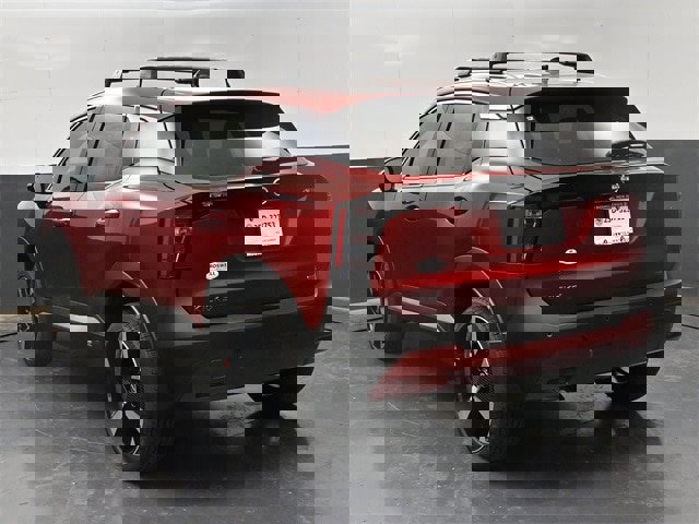 New 2026 Nissan Kicks SR image 6