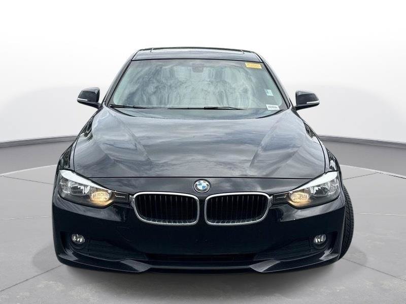 Used 2015 BMW 320i xDrive Sedan AWD/4WD image 3