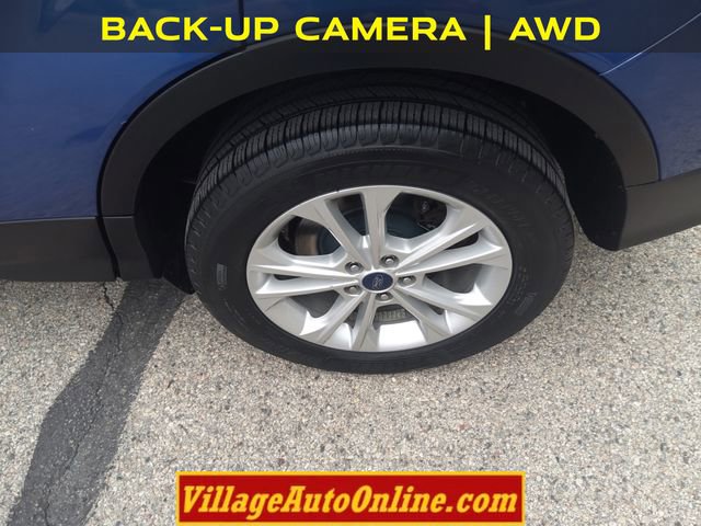 Used 2017 Ford Escape SE w/ Equipment Group 201A image 10