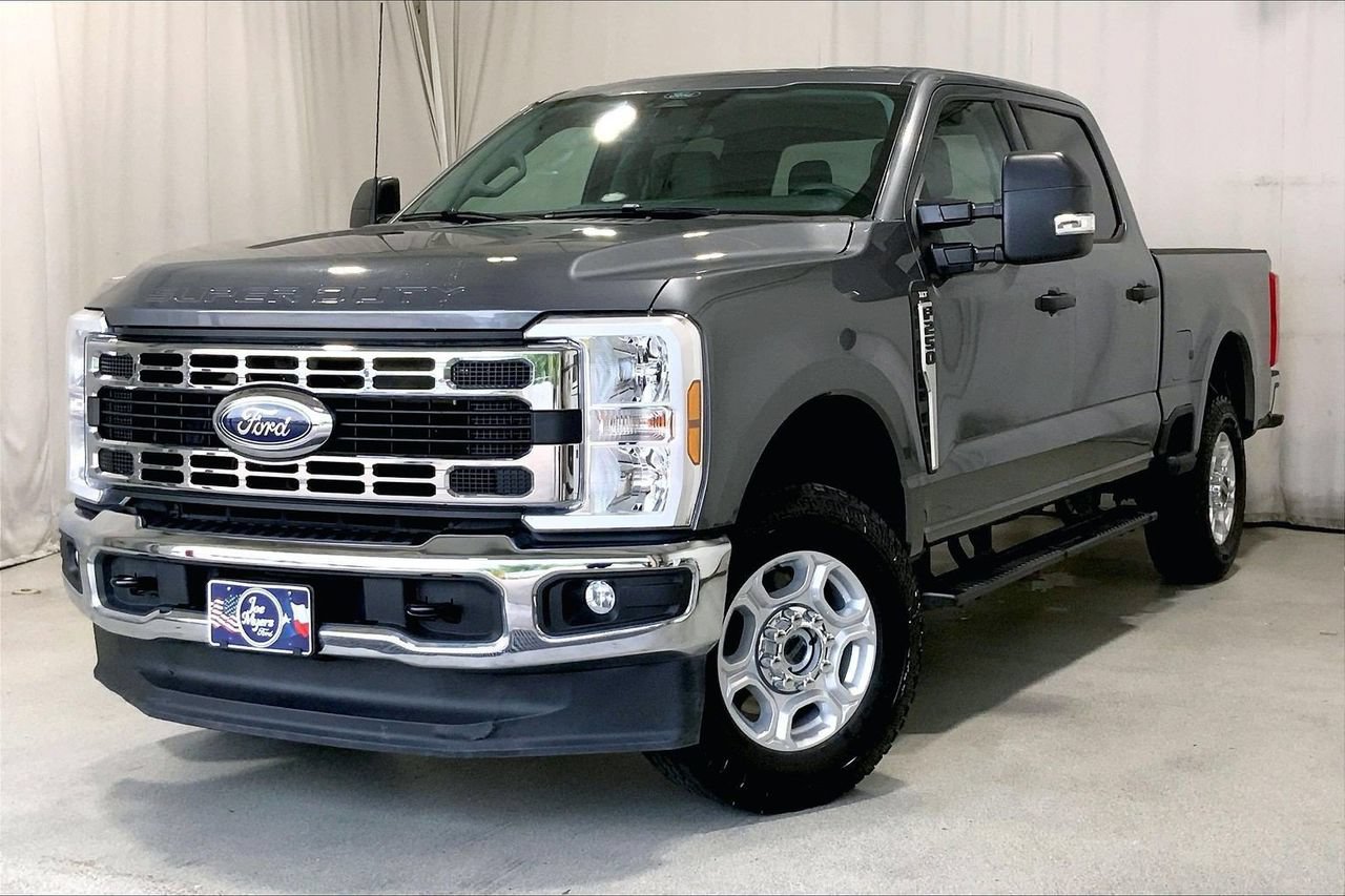 Used 2025 Ford F250 XLT AWD/4WD image 12
