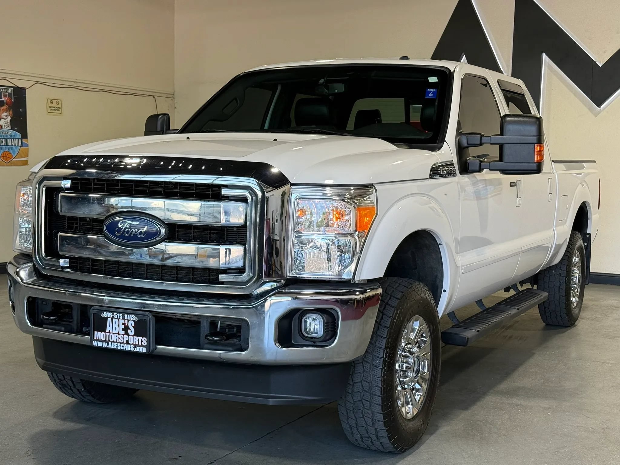 Used 2016 Ford F250 Lariat w/ Lariat Interior Package AWD/4WD image 1